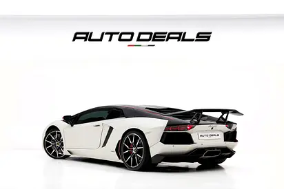 2016 Lamborghini AVENTADOR — фото 4