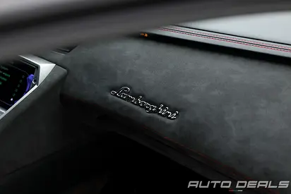 2016 Lamborghini AVENTADOR — миниатюра 17
