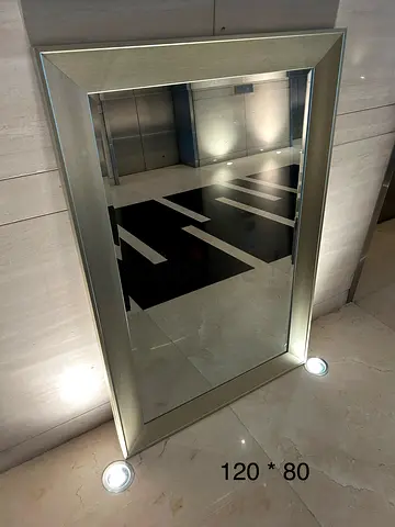Elegant  Wall Mirror
