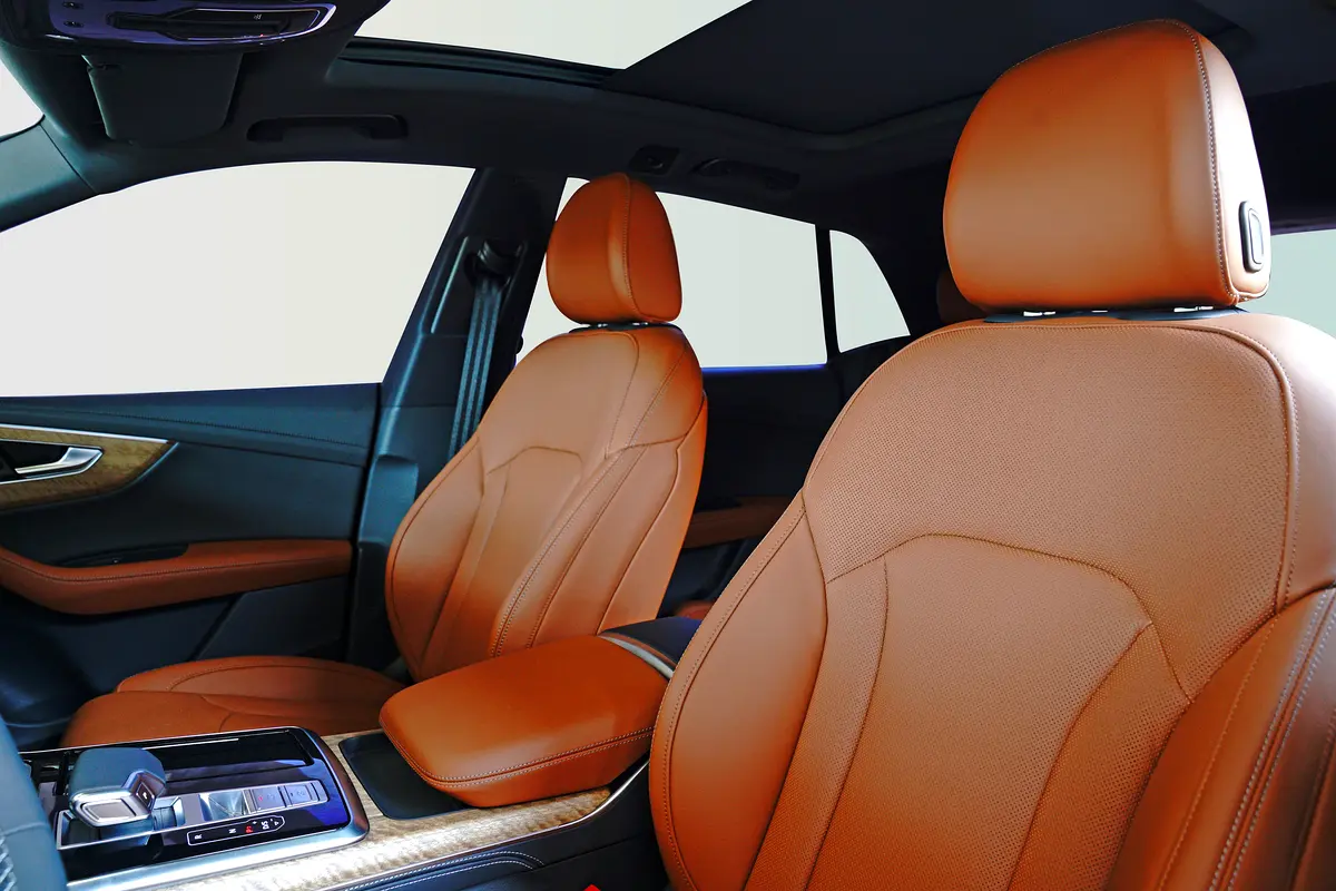 Audi Q8 2025