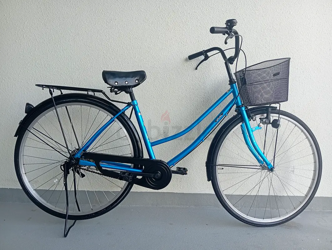Atractiva bicicleta cruiser de alta calidad importada desde Japón, con luz accionada por dinamo, en perfectas condiciones
