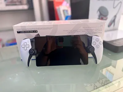 PlayStation portal remote player white