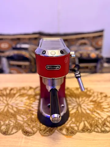 De’Longhi Espresso Machine – Fully Working – AED (355) (Sharjah) !!!