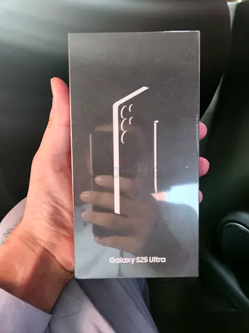 Samsung Galaxy S25 Ultra 256GB Box Packed