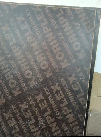 High-Quality Korinplex Laminated Wood Board