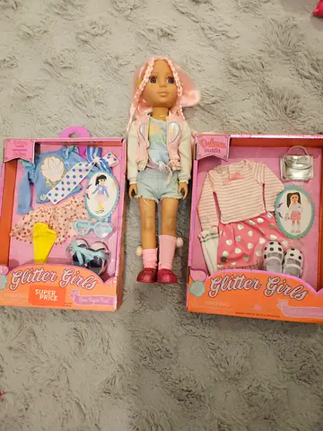 Glitter Girls doll