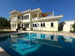 Luxury Waterfront 6 Bedroom Signature Villa on Palm Jumeirah | Private Pool &amp; Beach Access