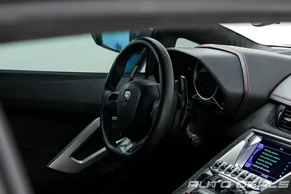 2016 Lamborghini AVENTADOR — миниатюра 16
