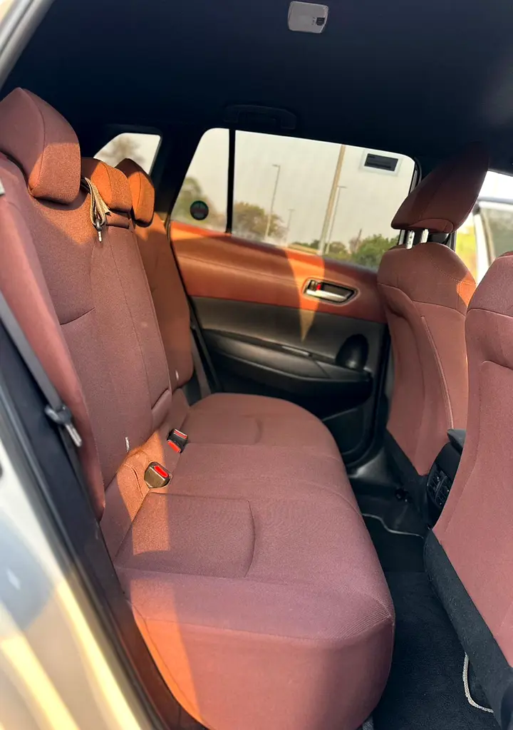 /ar/city-dubai/cate-car-used-car/toyota-corolla-cross-2023-1-8l-xle-hev-hybrid-cvt-fwd-45762496567576576/-14