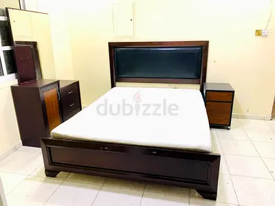 Elegant Wooden Bed Set with Nightstands and dressing table