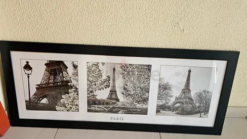 Charming Parisian Wall Art - Black and White Eiffel Tower Series