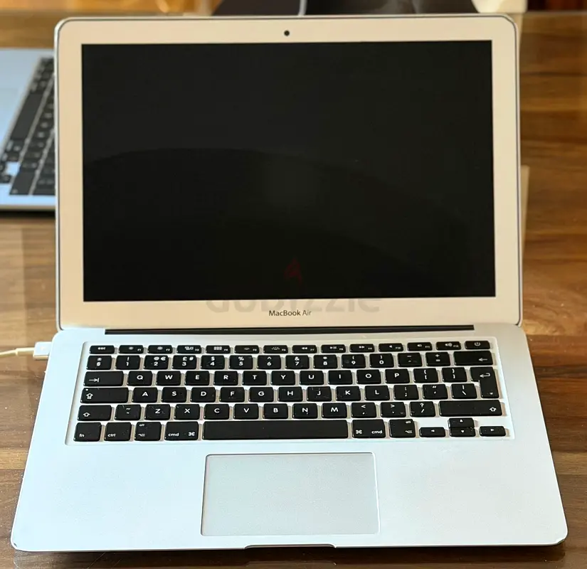 Macbook Air 128GB (2015) Excellent condition with charger, fully functional and working