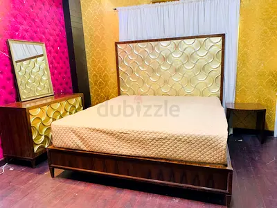 Elegant Bed Set with Nightstands