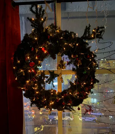URGENT - Festive Holiday Wreath with Lights