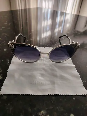 Roberto Cavalli Cat Eye Sunglasses - Stylish and Sophisticated