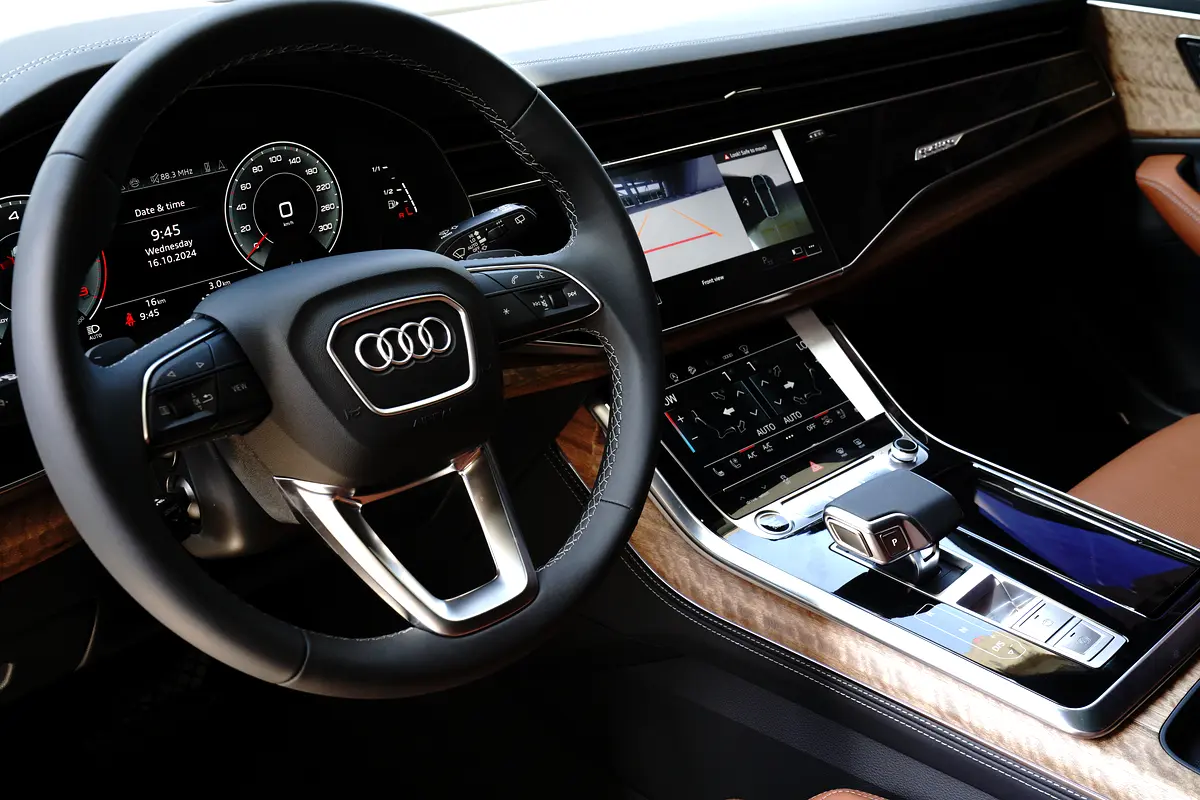 Audi Q8 2025