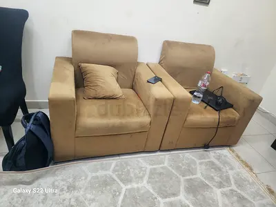 7 seater sofa in AED 450 first come first buy.Call 0506786348