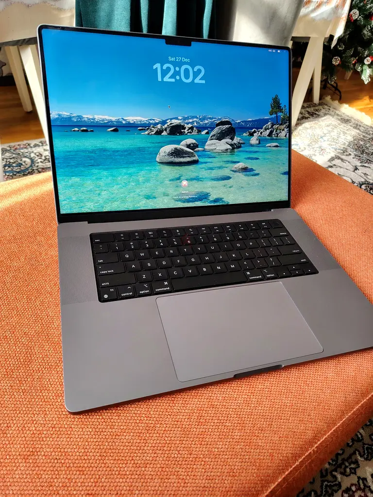 MacBook pro 16 inch m1 pro 16ram 1tb ssd65073391670018113