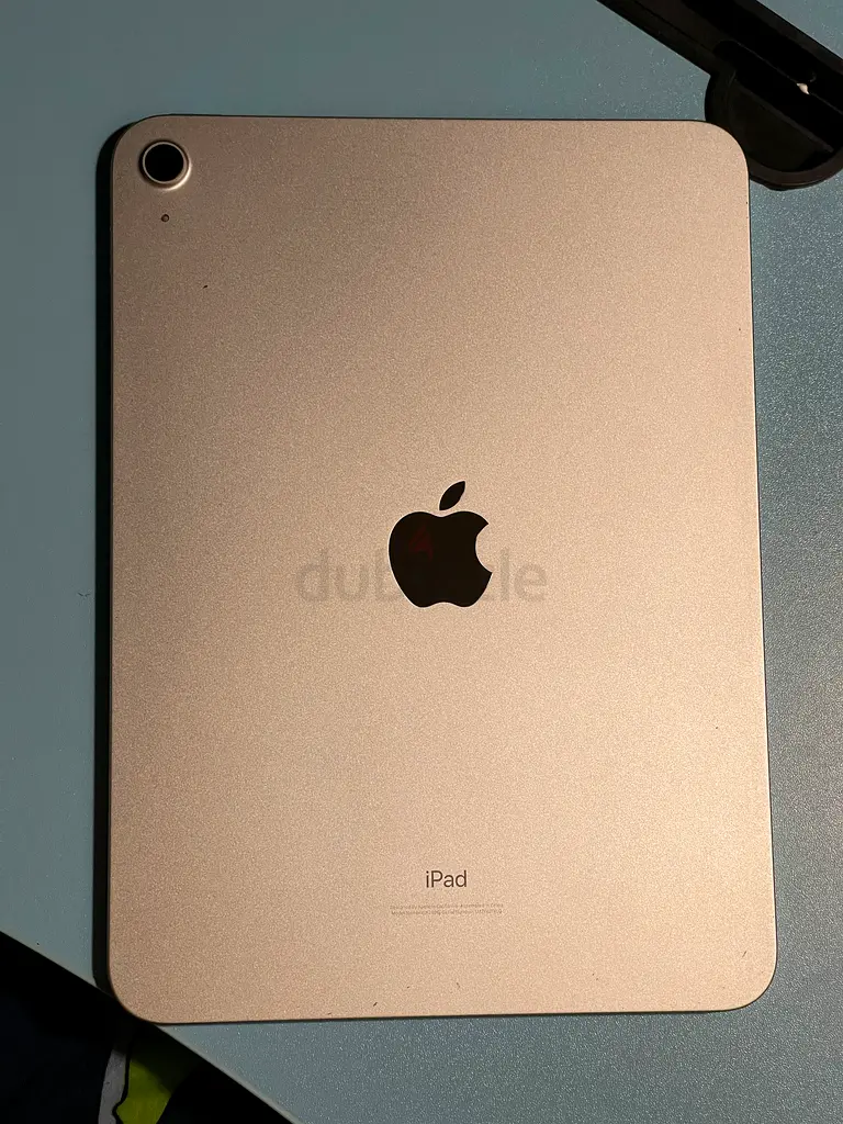 Apple iPad 10th Generation in Great Condition65073391542275110