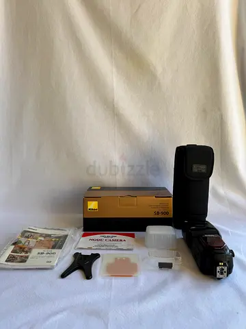 SB-900 AF Speedlight Bundle