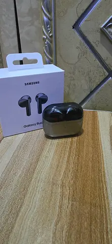 Samsung Galaxy Buds - Premium Sound Quality