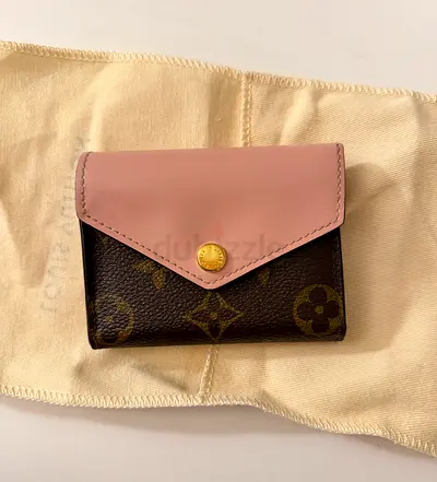 Louis Vuitton zoe wallet