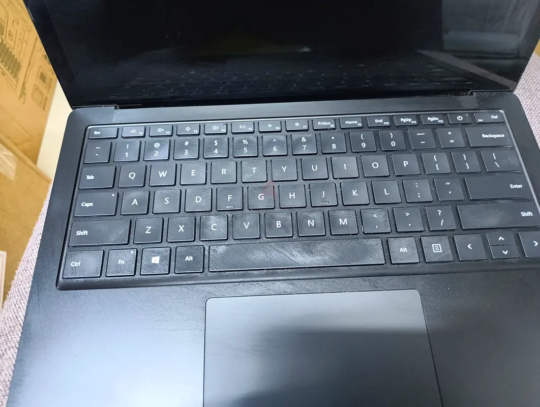 Microsoft Surface Laptop 3 - Sleek and Powerful65073398577025112