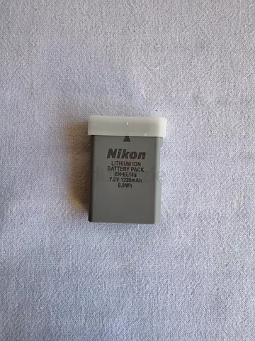 Nikon EN-EL14A Rechargeable LI-ION Battery (1230mAh) with cap (2/2)