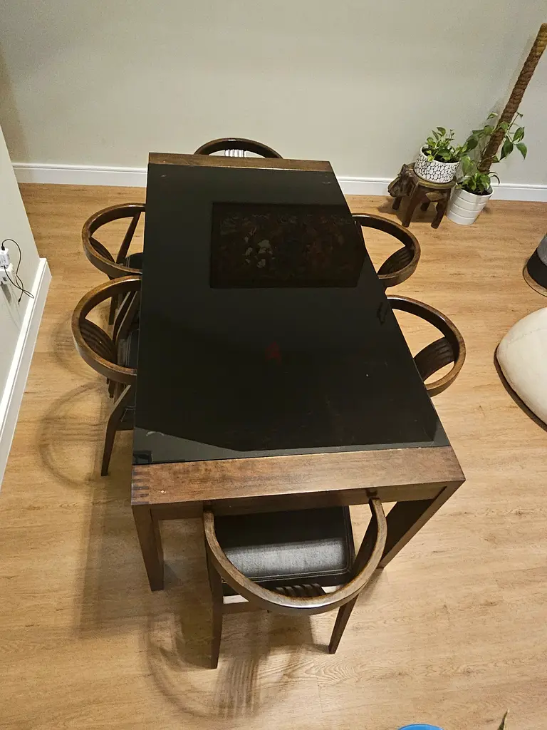 Stylish Wooden Dining Table with Chairs