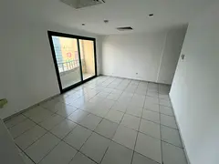 24-hour CCTV surveillance Family-friendly tower Free outdoor parking only Excellent year-round maint