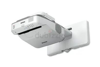 Epson EB-685W Projector with Ceiling Mount AED-550