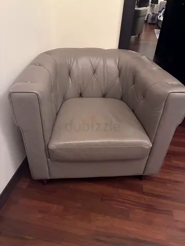 Reduced!! West Elm Real Leather Tufted Bucket Chair