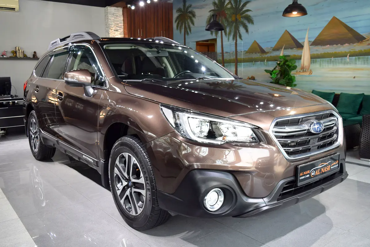 Subaru Outback 2019 — photo 1 of 19