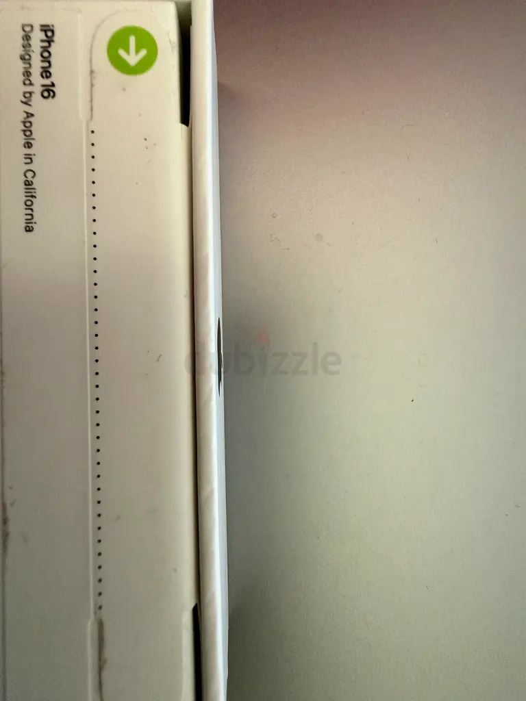 Apple iPhone 16 - Unsealed