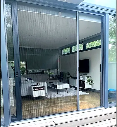 Fly screen, mosquito net, insect net, safety screen, safety net