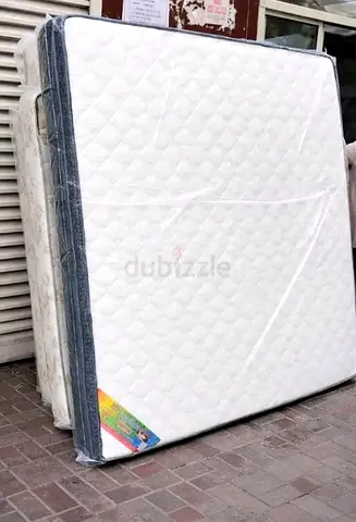 180x200cm King size mattress.  Same day delivery available