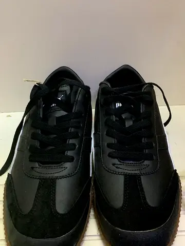 Stylish Black Sneakers for Sale