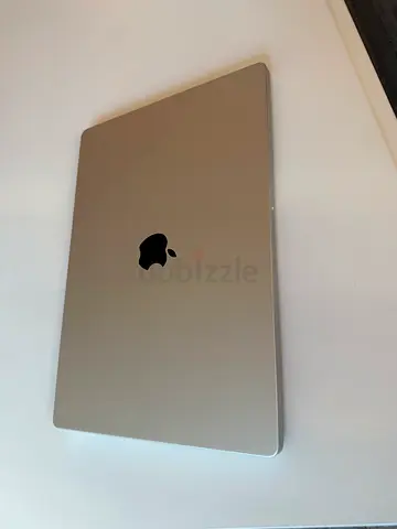 Macbook pro -16-inch /16GB /1TB Ssd