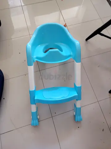 Bright Blue Baby Booster Seat for Easy Feeding