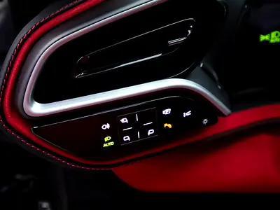 2024 Ferrari 296 GTS — миниатюра 14