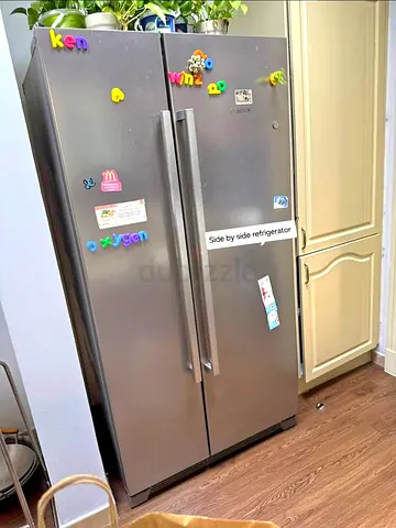 Bosch Side by side refrigerator freezer