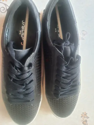 J/SLIDES NYC NEW BLACK AURORA LEATHER SNEAKER WOMEN - SIZE 11M AED 100 ONLY.