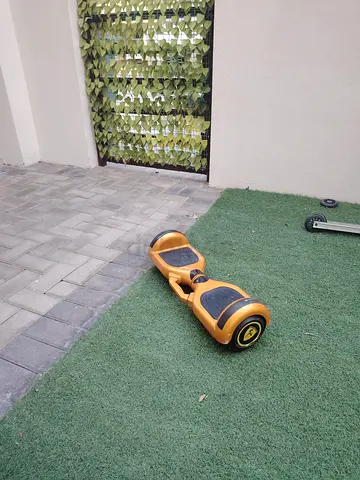 Gold Hoverboard with LED Lights – For Parts / Repair