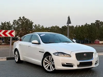 Jaguar XJL V4 full loaded GCC accident free excellent condition