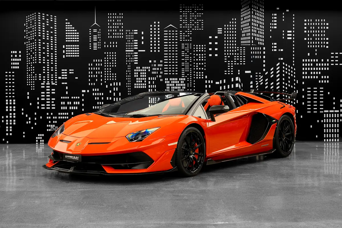 Lamborghini Aventador 2020 — photo 1 of 20