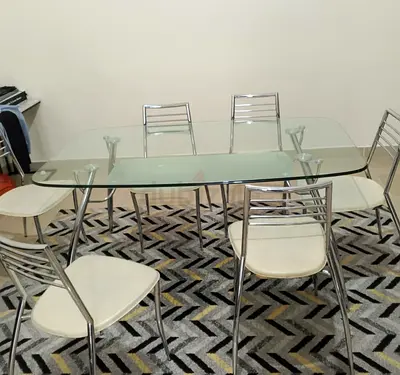 Modern Glass Dining Table with Stylish Chairs