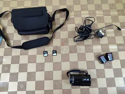 Sony PJ Series Handycam Camera(Rare)+ Bag  Memory Cards (Used)