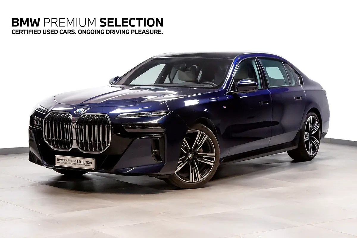 BMW 7-Series 2024 — photo 1 of 7