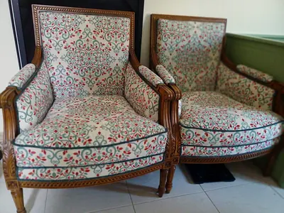 2XL Elegant Antique Style Armchairs