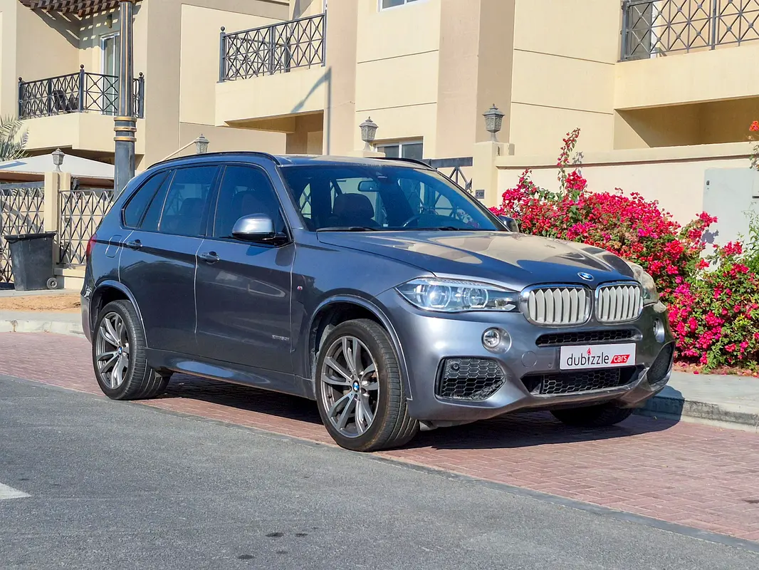 BMW X5 2017 — photo 1 of 15